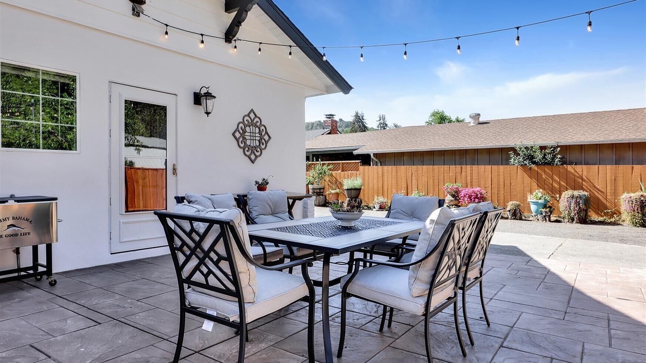Photo of Outdoor in Castro Valley
