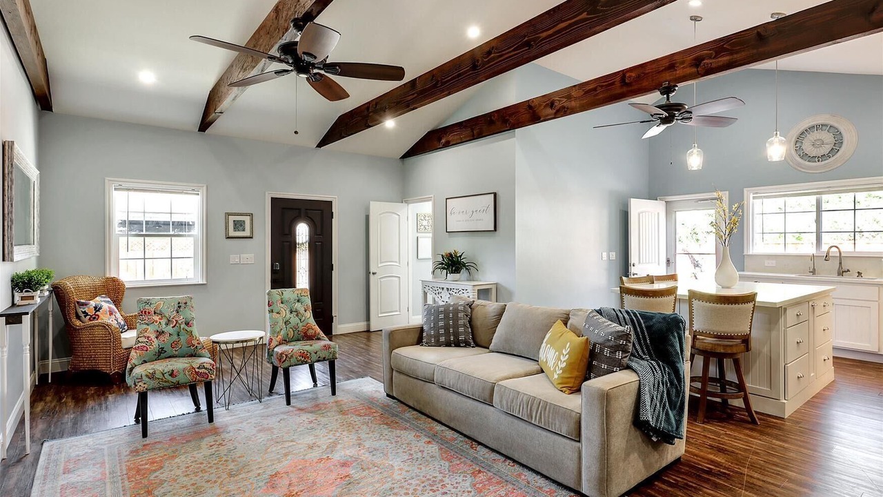 Photo of Livingroom in Castro Valley