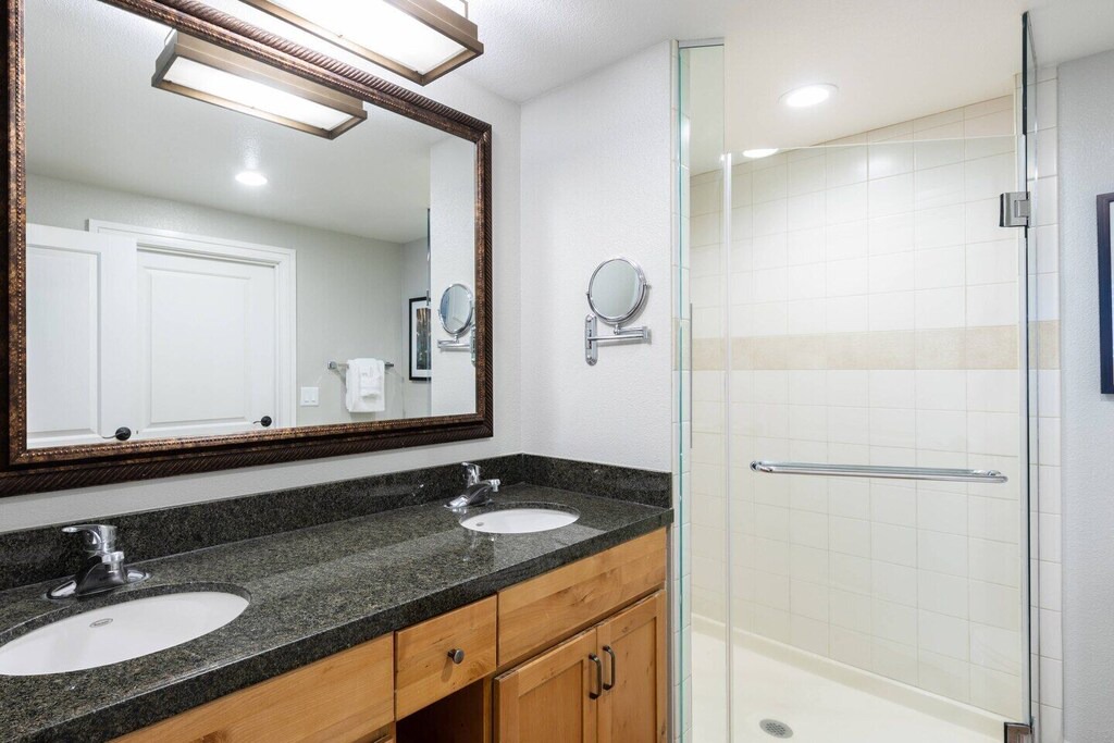 Photo of Kitchen in Stateline