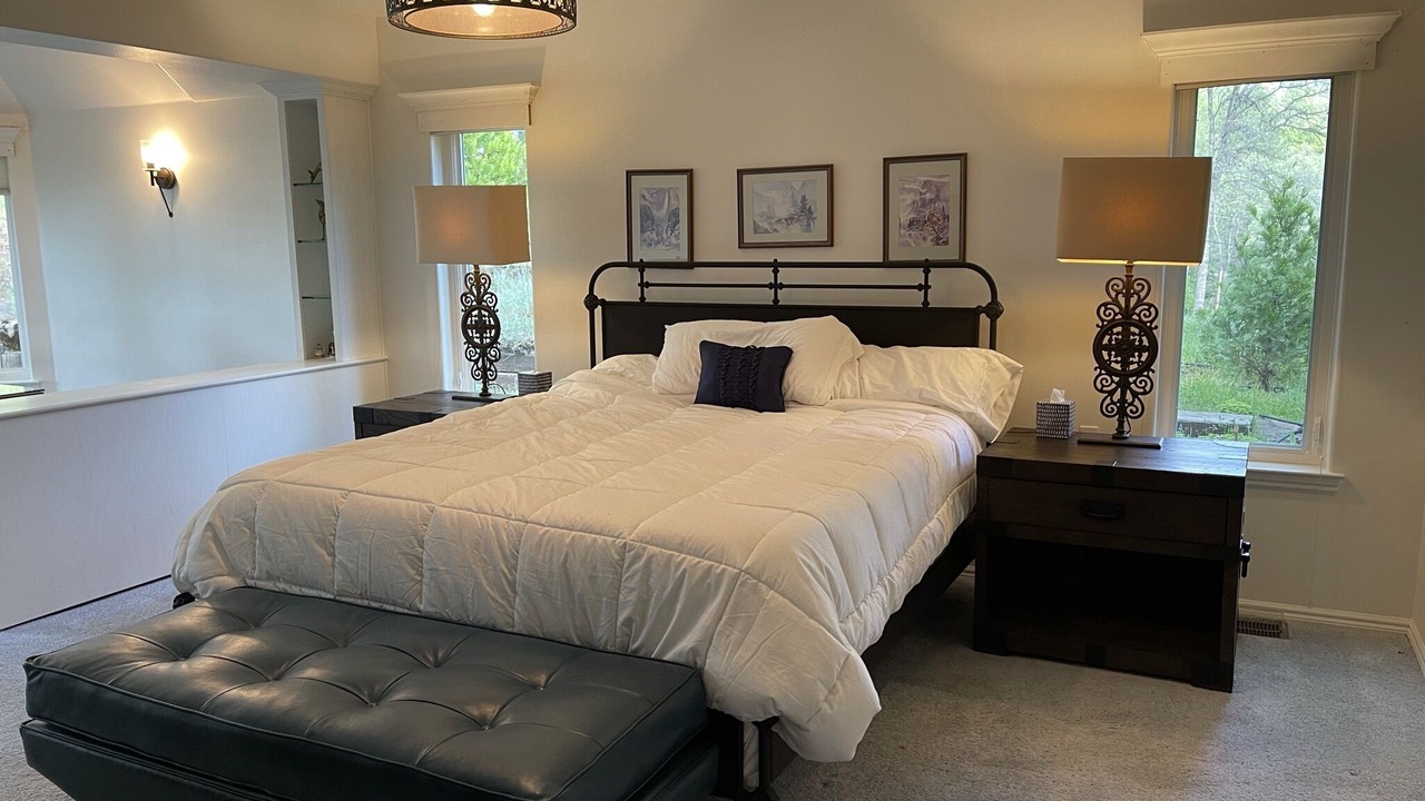 Photo of Bedroom in Coarsegold