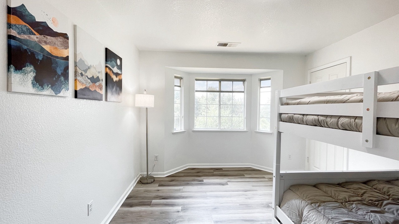 Photo of Bedroom in Oakhurst