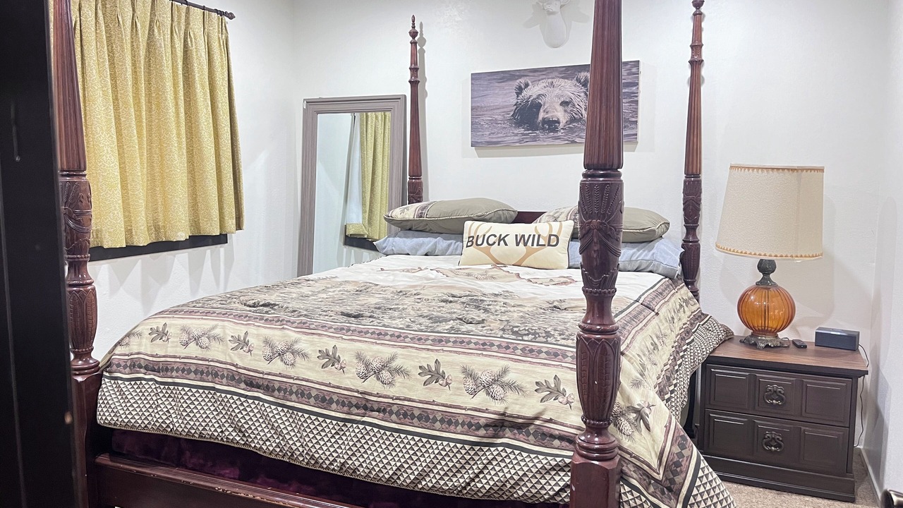 Photo of Bedroom in Fish Camp