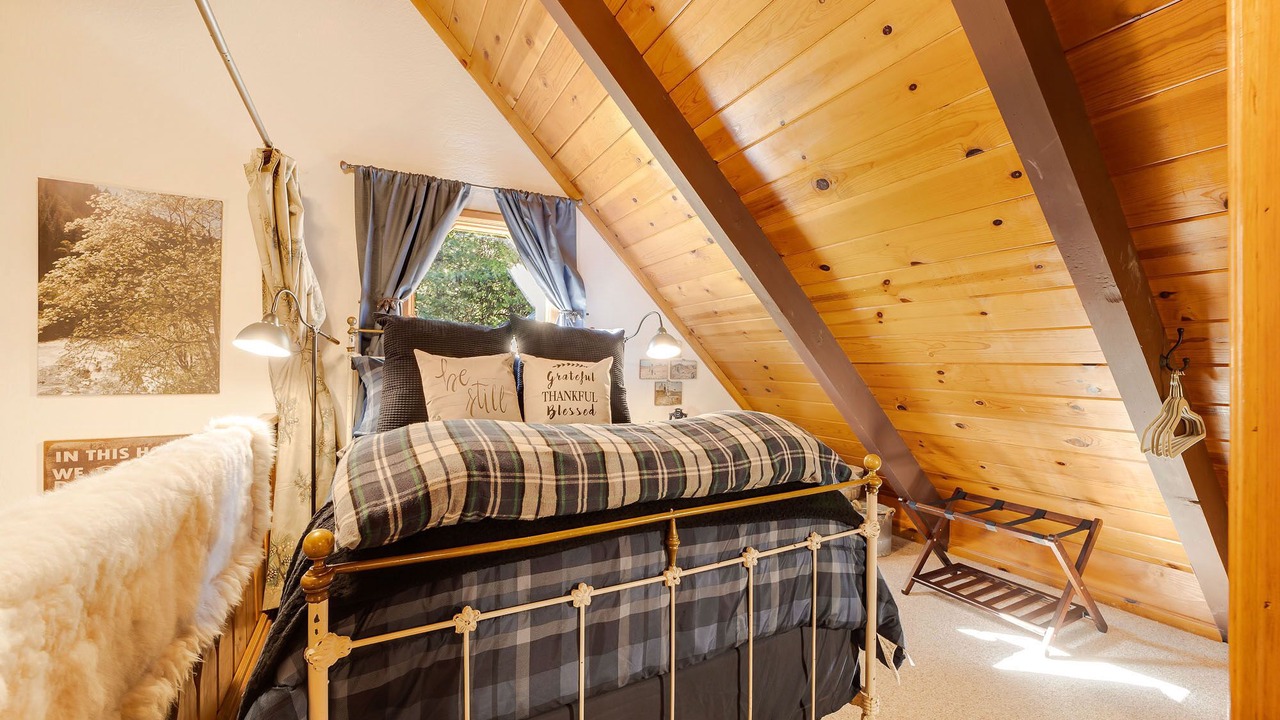 Photo of Bedroom in Long Barn