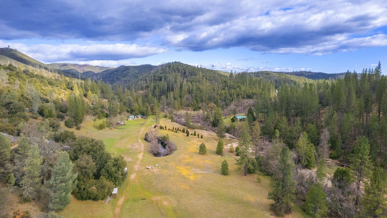 Photo of Outdoor in Coulterville