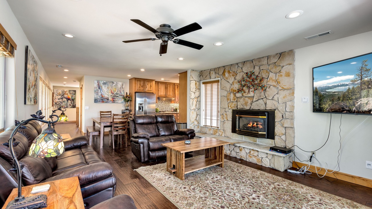Photo of Livingroom in Tahoe Keys