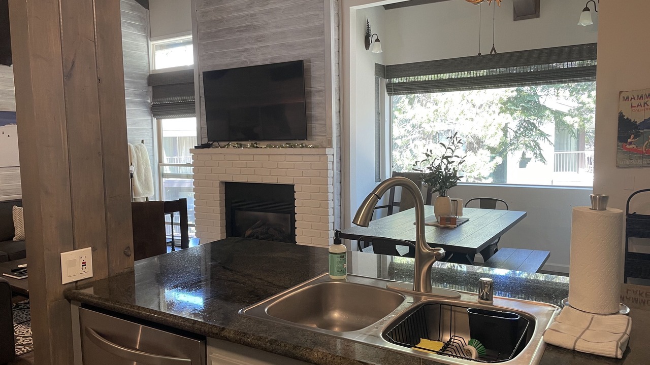 Photo of Kitchen in Mammoth Lakes