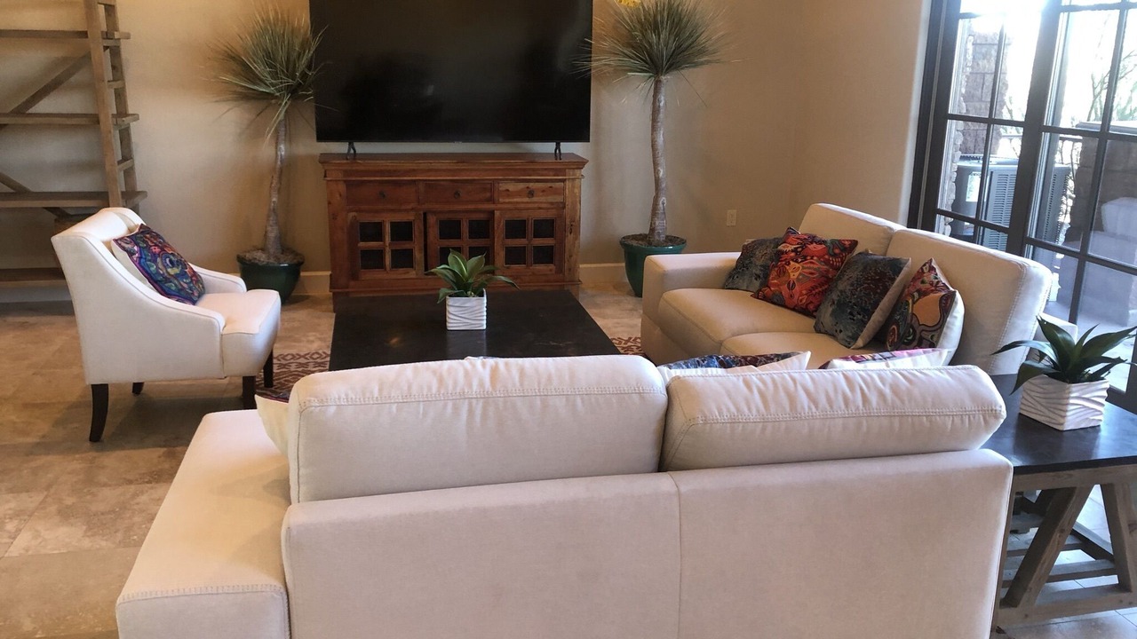Photo of Livingroom in Parker Strip