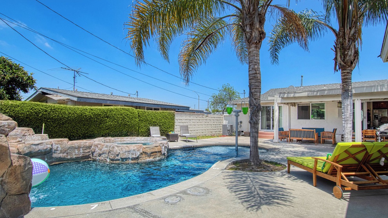 Photo of Outdoor in Hermosa Village