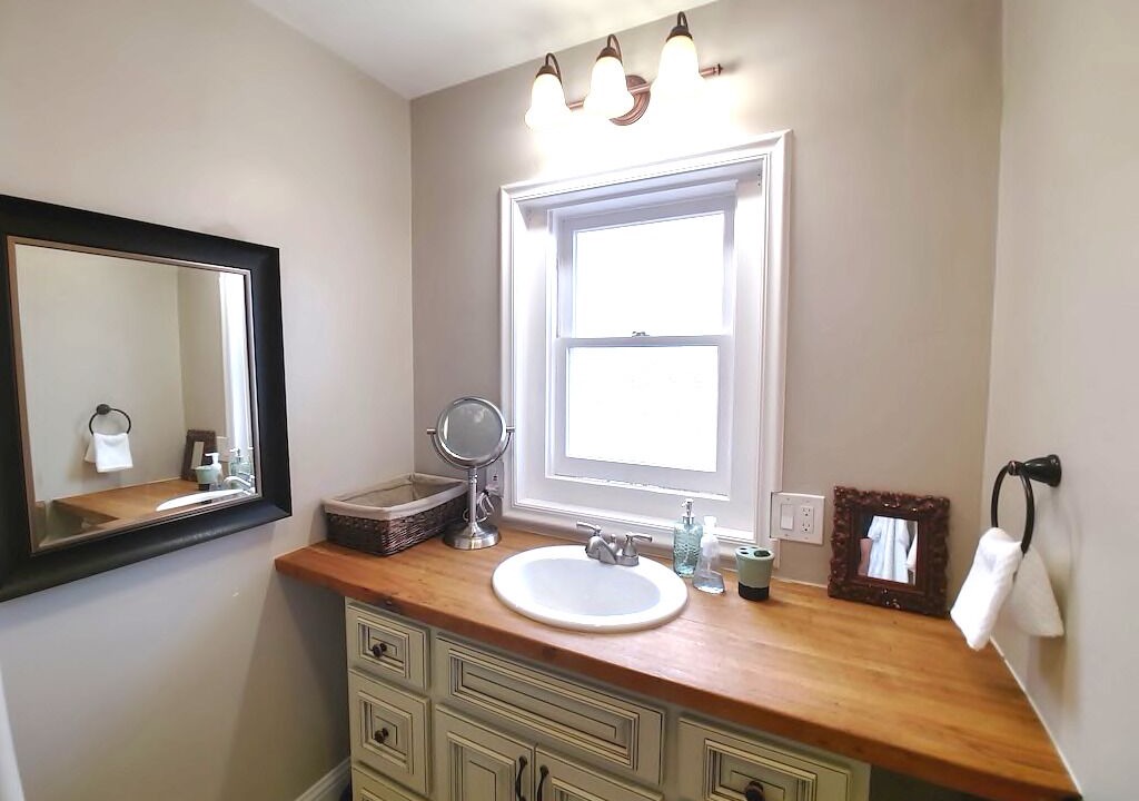 Photo of Bathroom in Lompoc