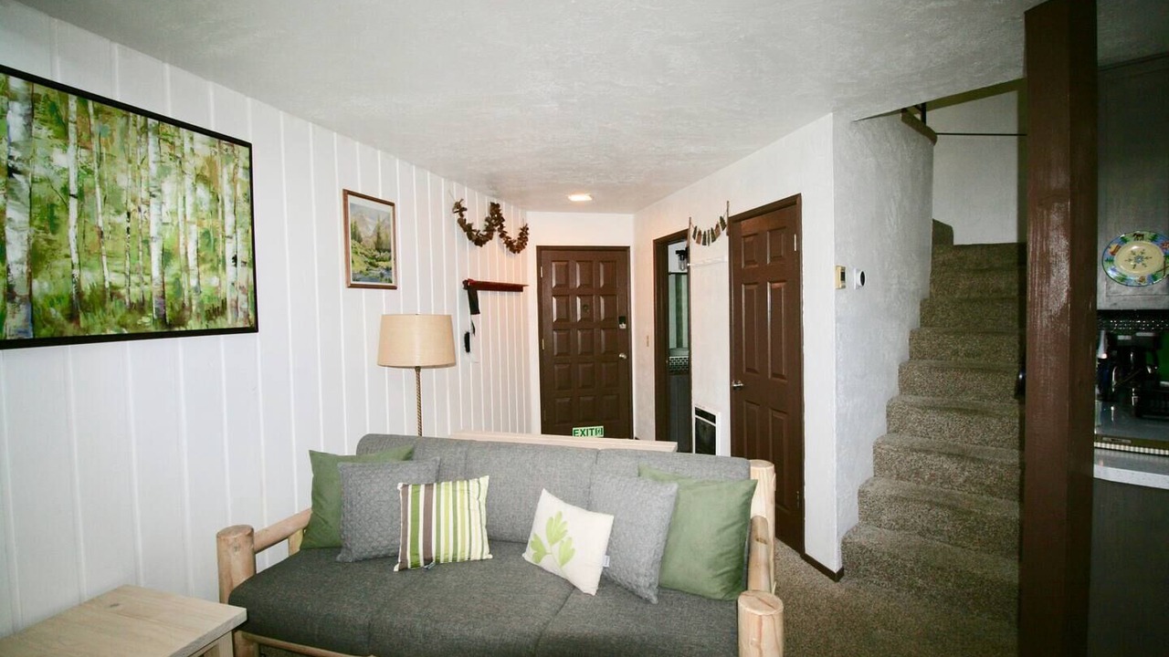 Photo of Livingroom in Mammoth Lakes