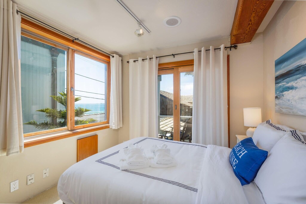 Photo of Bedroom in El Granada