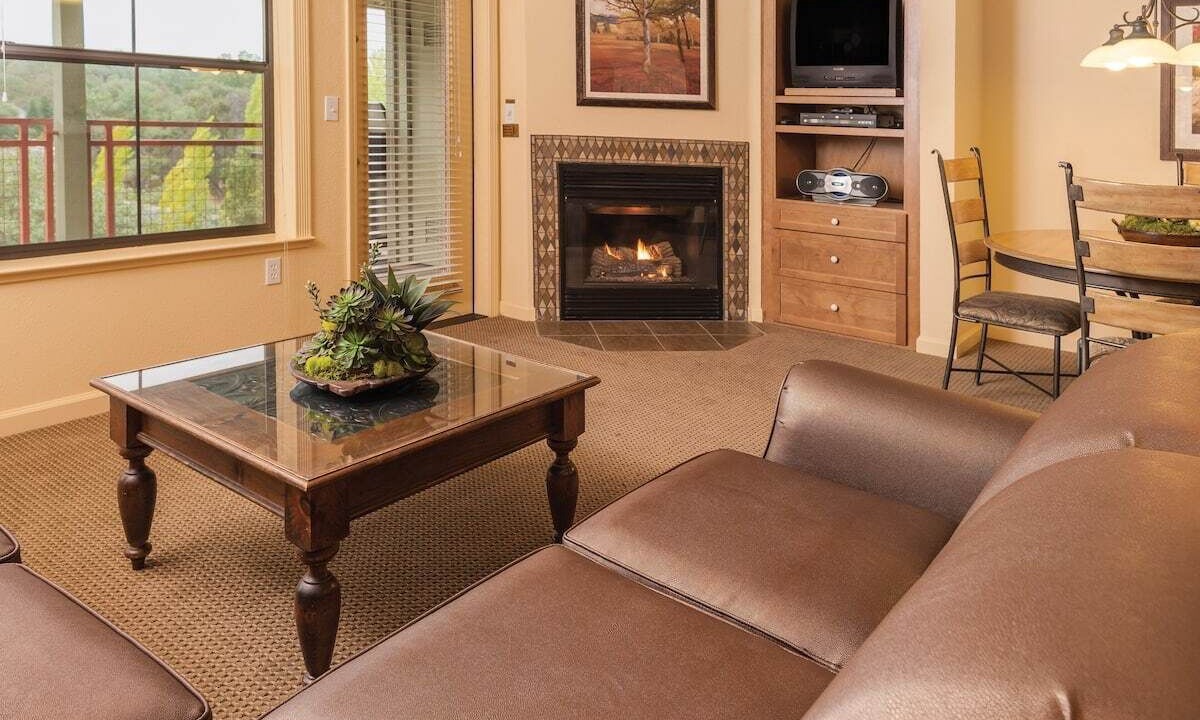 Photo of Livingroom in Angels Camp