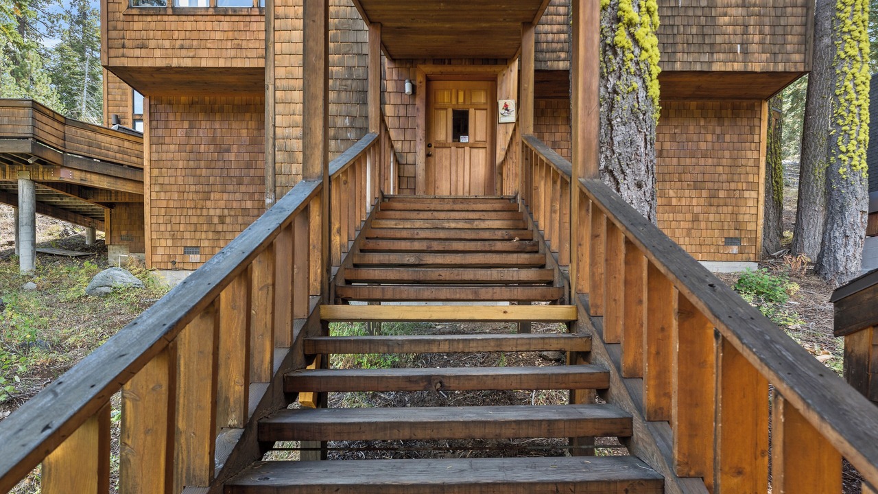 Photo of Outdoor in Alpine Meadows