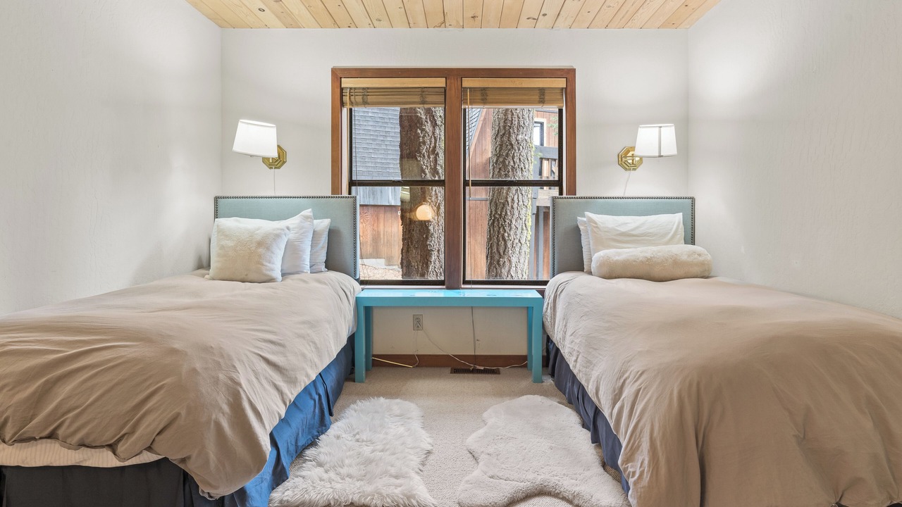 Photo of Bedroom in Alpine Meadows