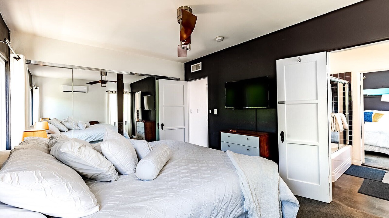 Photo of Bedroom in Tahquitz River Estates