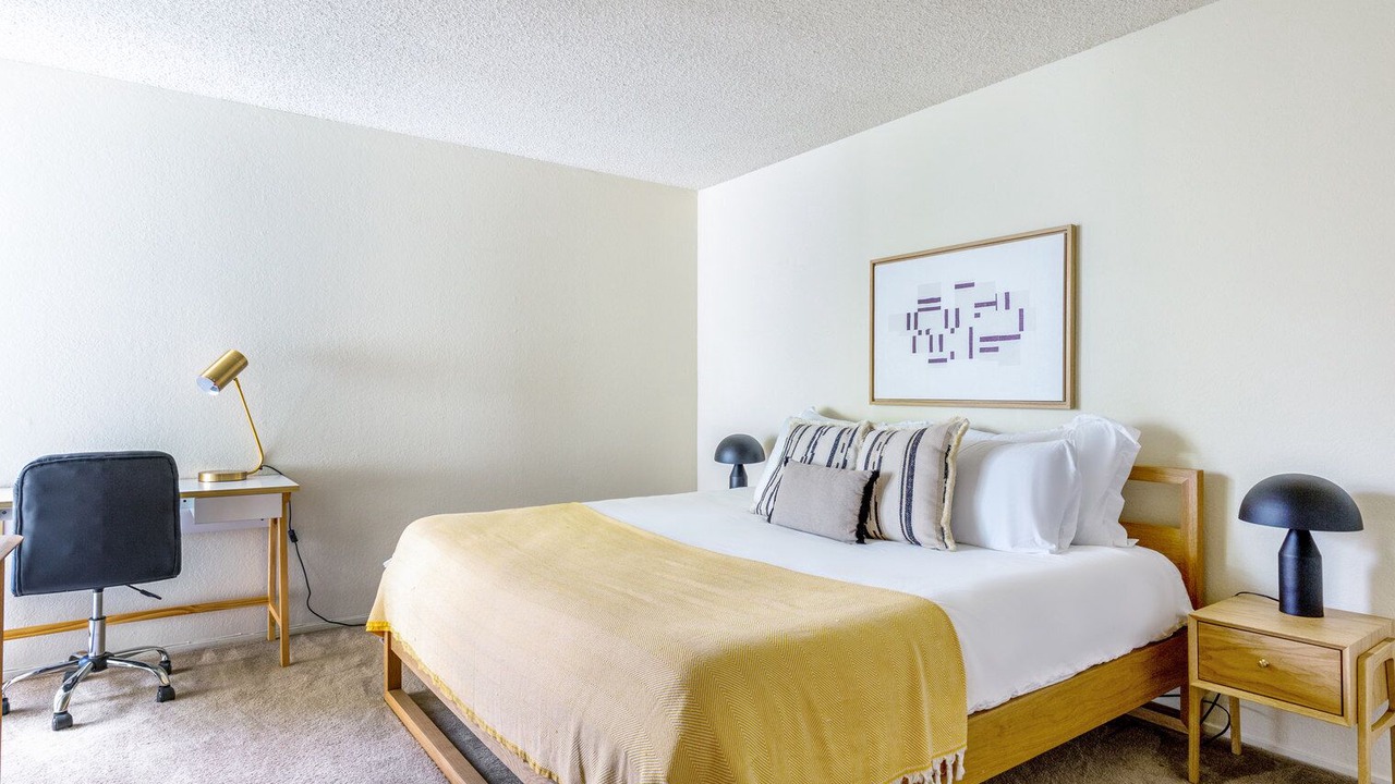 Photo of Bedroom in Central San Mateo