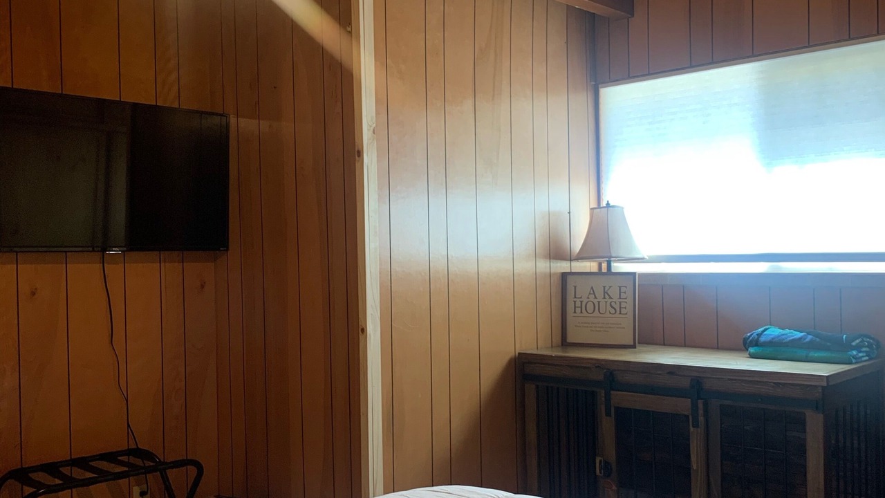 Photo of Bedroom in Shaver Lake