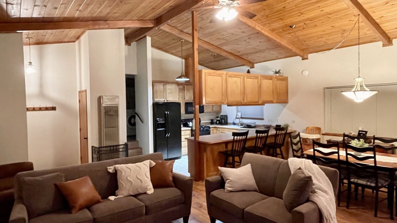 Photo of Livingroom in Mi-Wuk Village