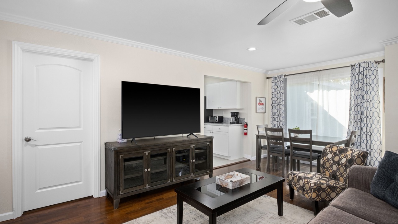 Photo of Livingroom in Fresno