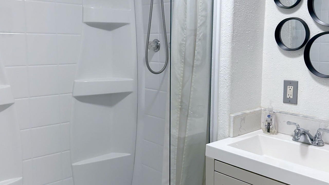 Photo of Bathroom in Tulare