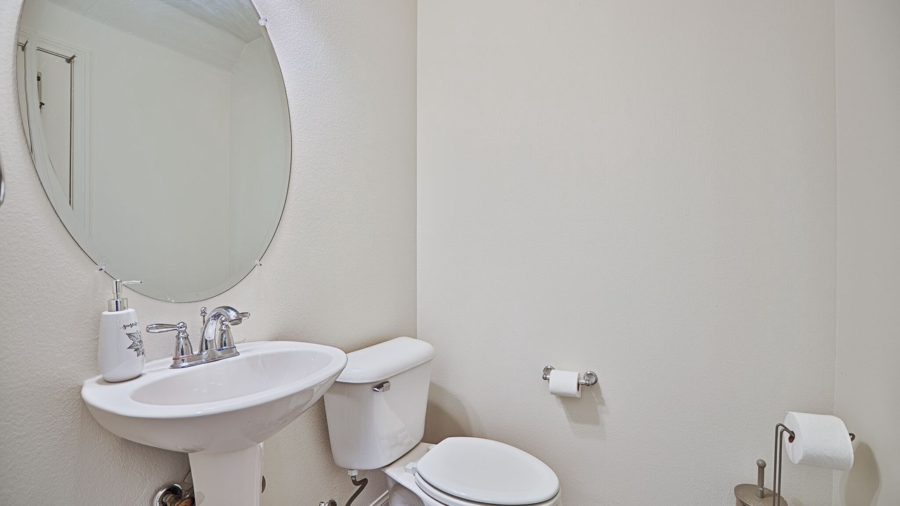 Photo of Bathroom in Enterprise