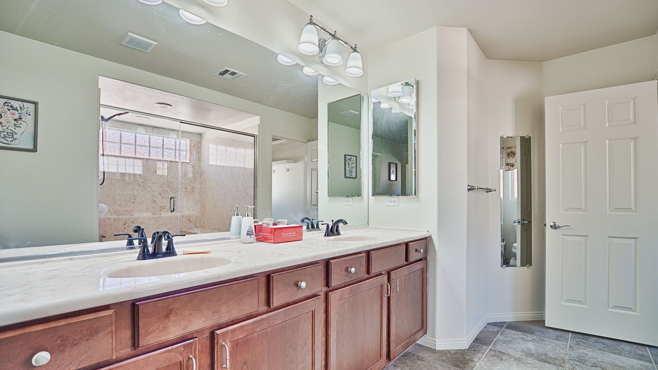 Photo of Bathroom in Enterprise