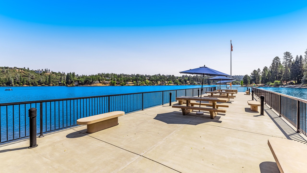 Photo of Outdoor in Groveland