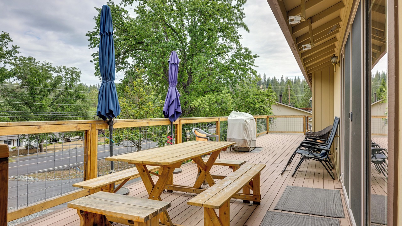 Photo of Outdoor in Groveland