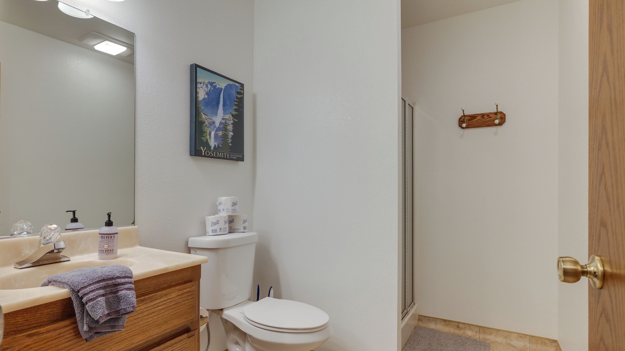 Photo of Bathroom in Groveland