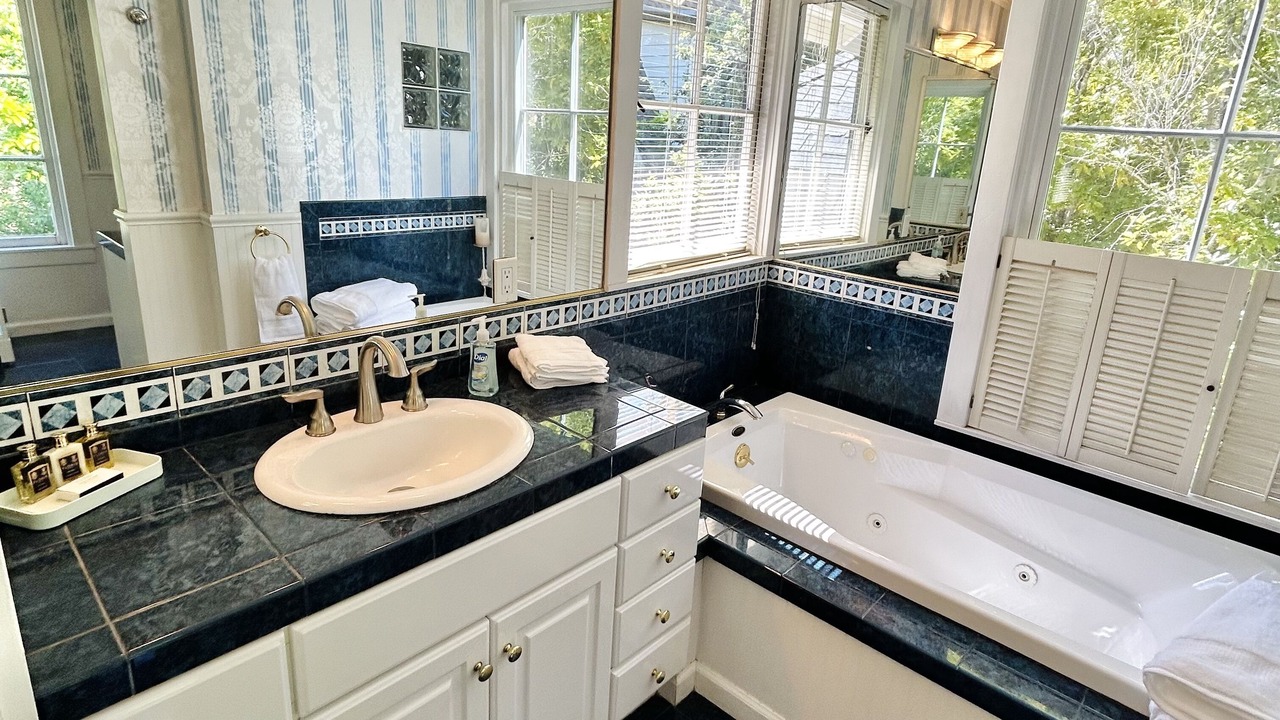 Photo of Bathroom in San Anselmo