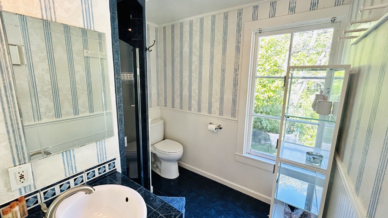 Photo of Bathroom in San Anselmo