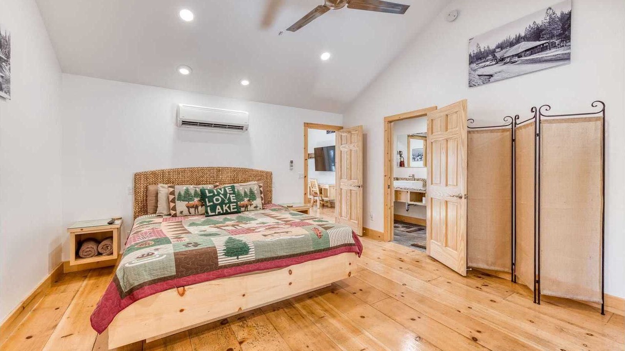 Photo of Bedroom in Bass Lake