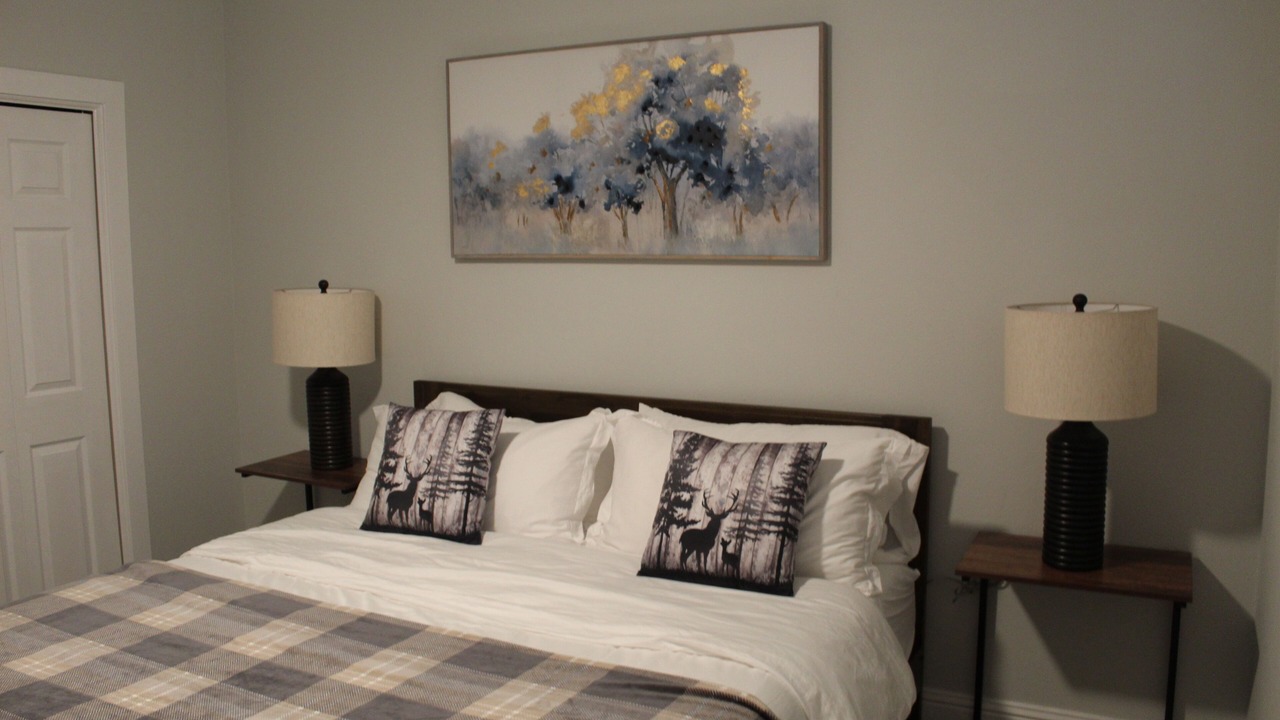 Photo of Bedroom in Yosemite Lakes