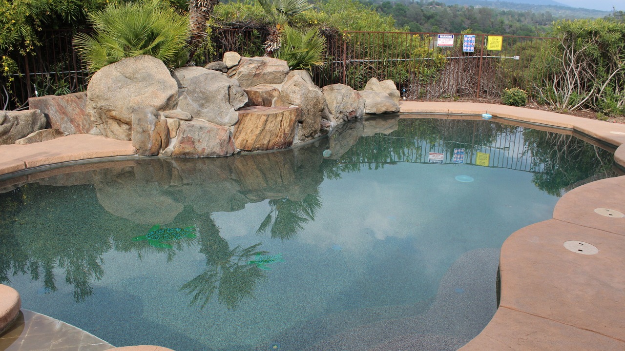 Photo of Outdoor in Yosemite Lakes