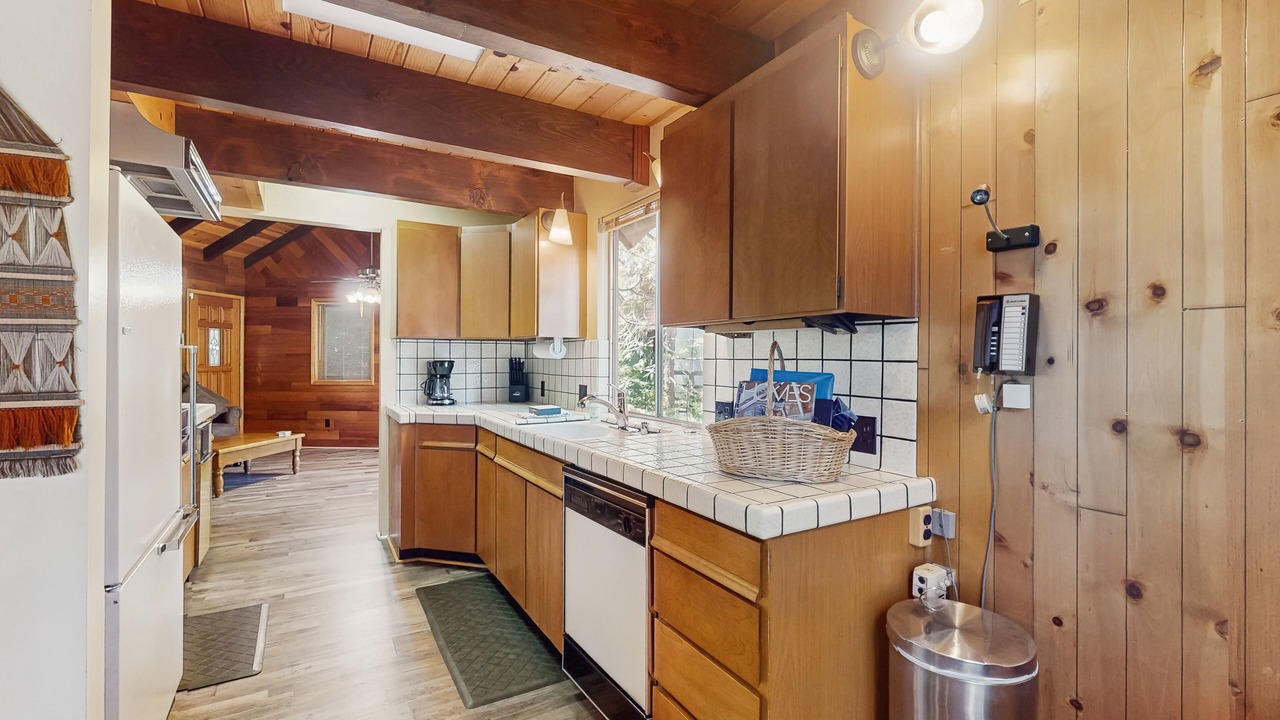 Photo of Kitchen in Cedar Glen