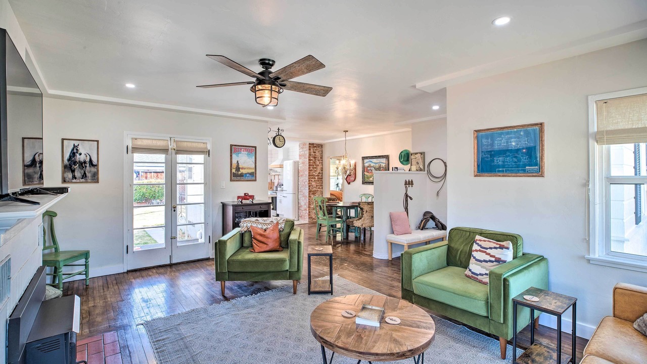 Photo of Livingroom in Bishop