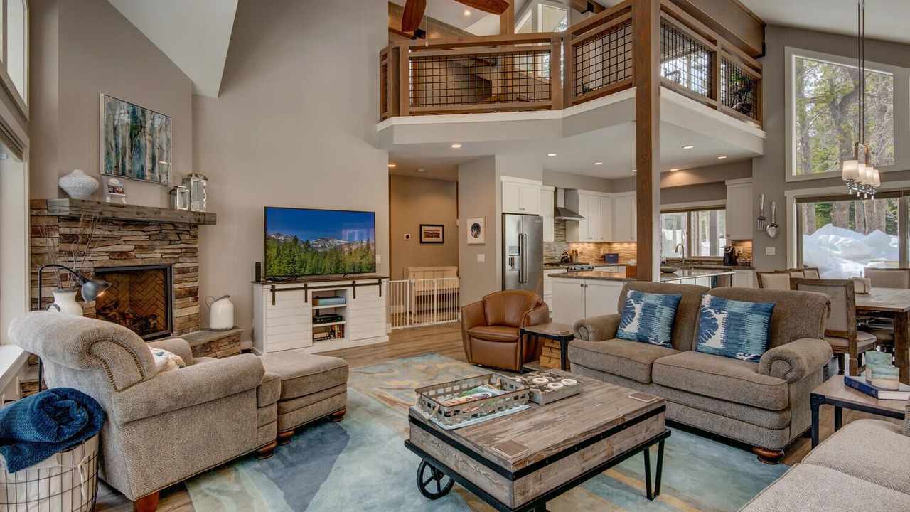 Photo of Livingroom in Truckee