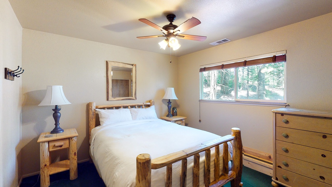 Photo of Bedroom in Fish Camp