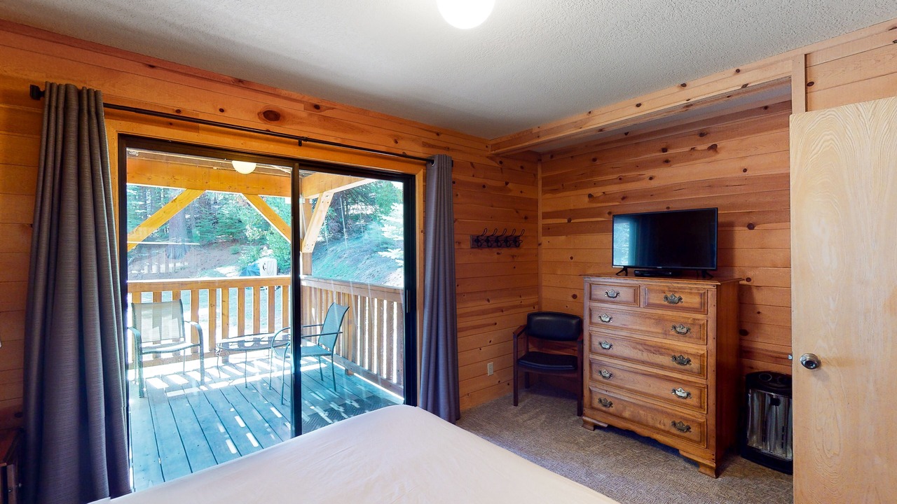 Photo of Bedroom in Fish Camp