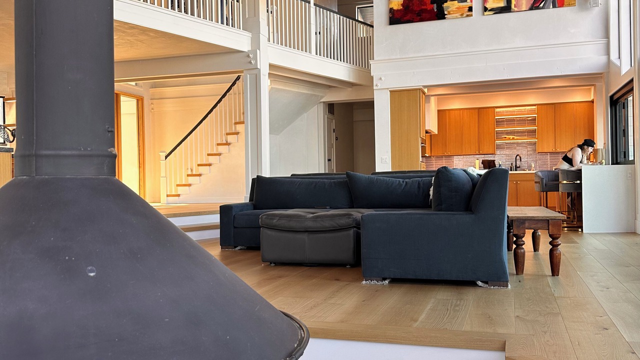 Photo of Livingroom in Discovery Bay