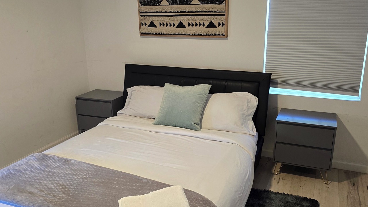 Photo of Bedroom in Reseda