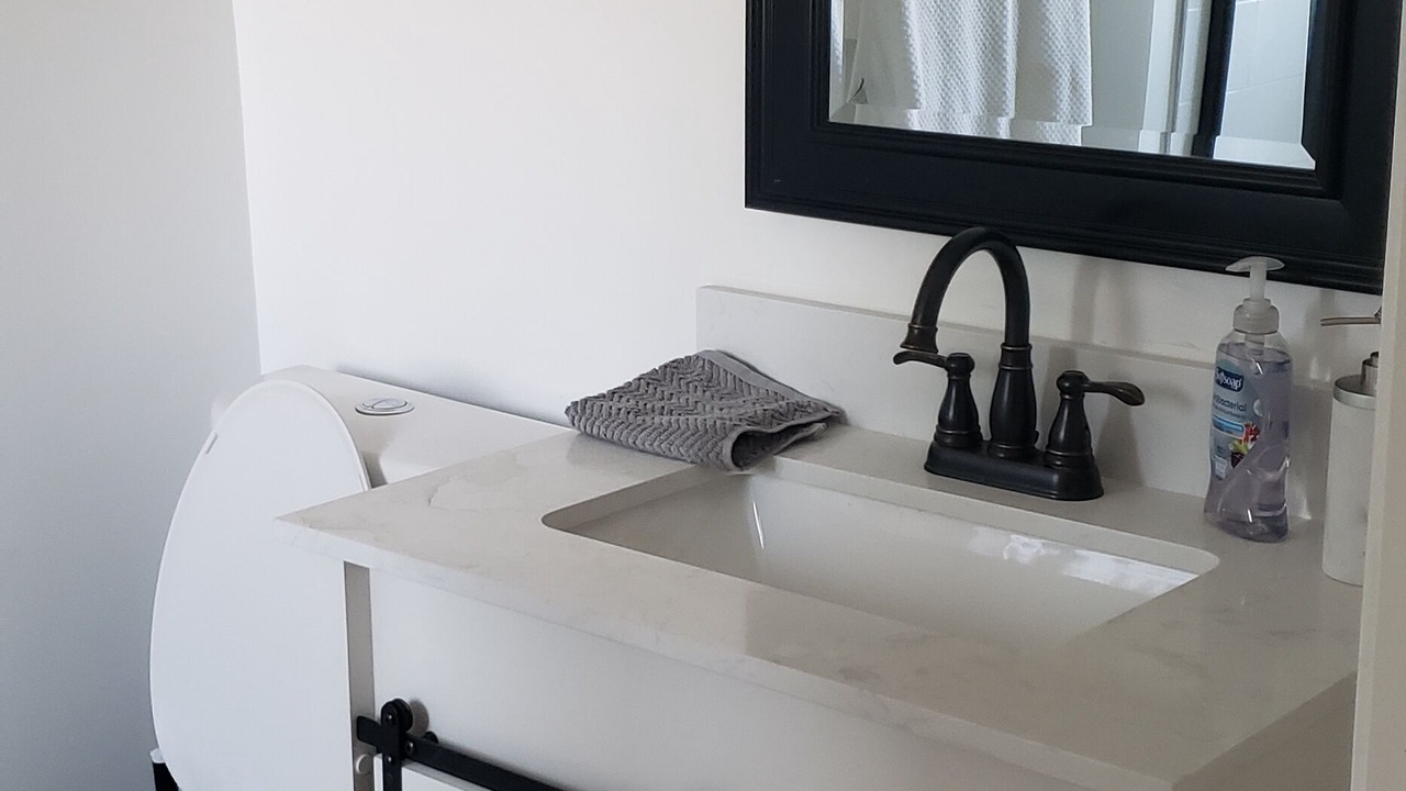 Photo of Bathroom in Reseda