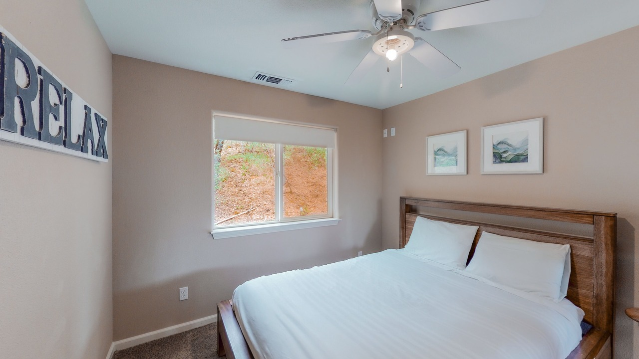 Photo of Bedroom in Bass Lake