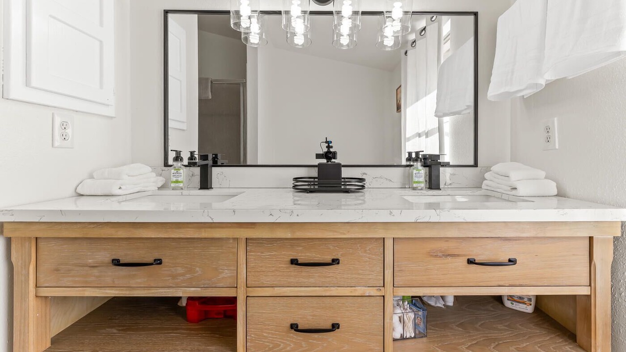 Photo of Bedroom in Three Rivers