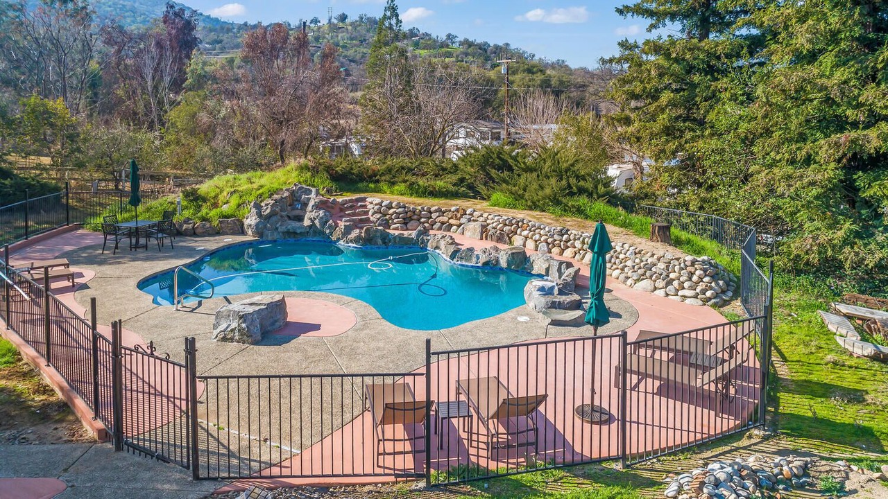 Photo of Outdoor in Three Rivers