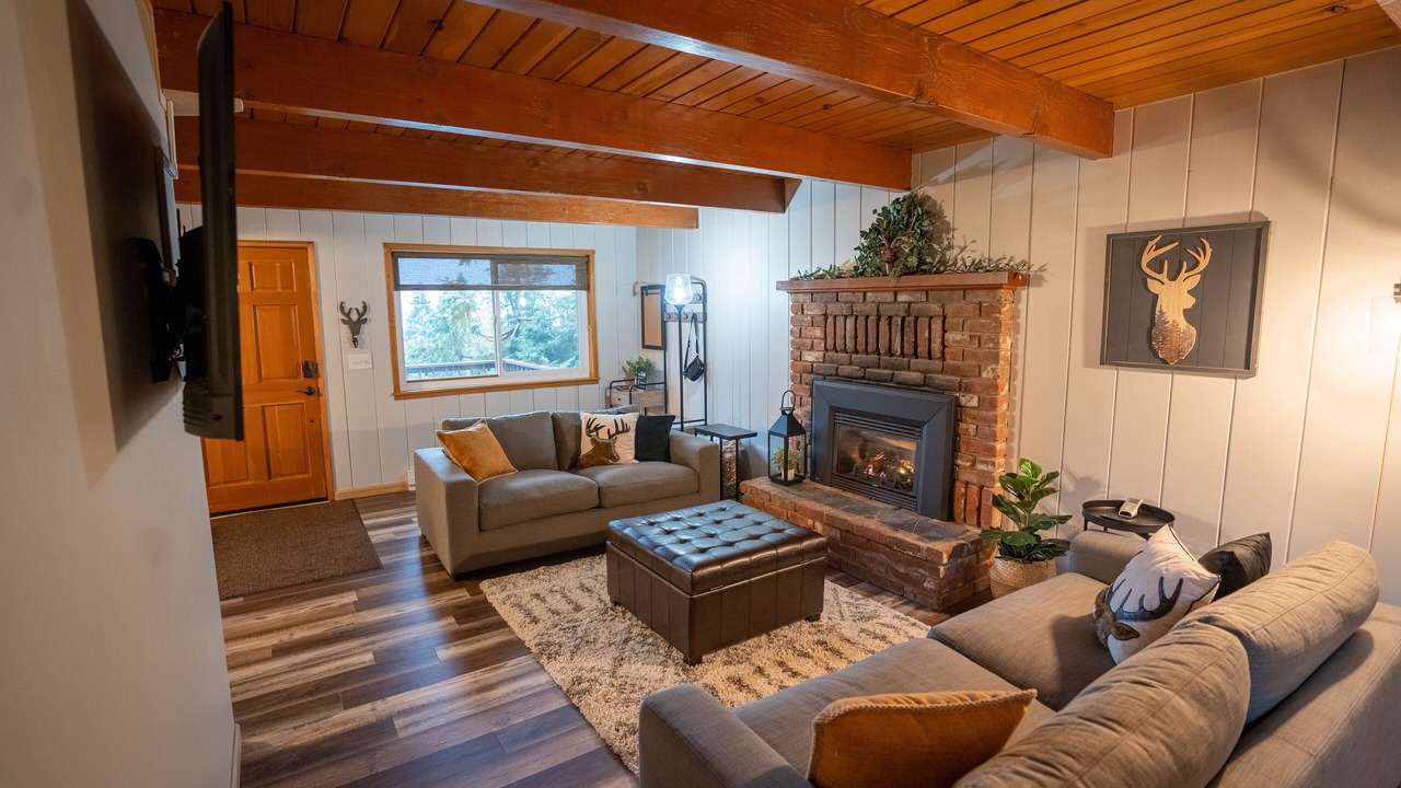 Photo of Livingroom in Mi-Wuk Village