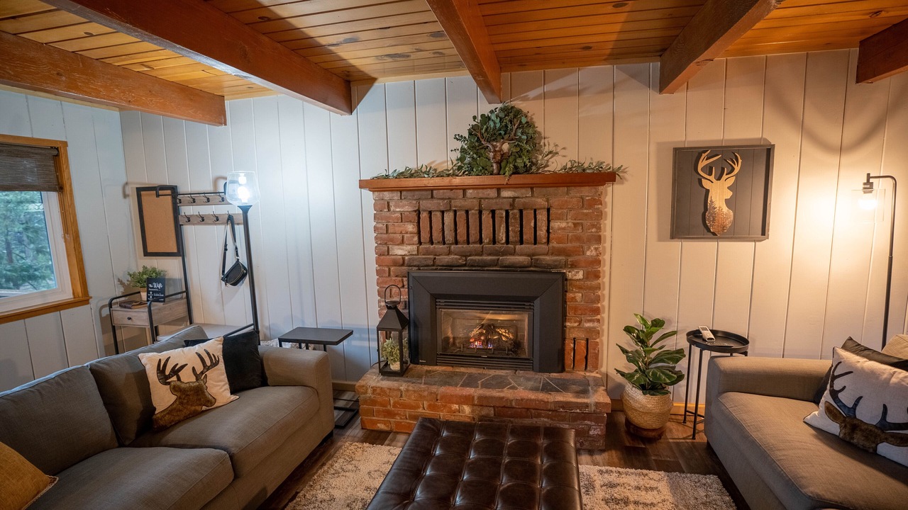 Photo of Livingroom in Mi-Wuk Village