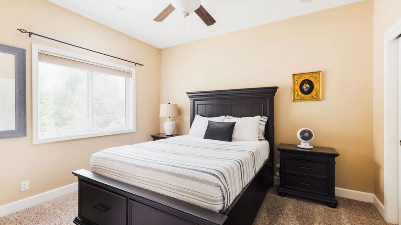 Photo of Bedroom in Oakhurst