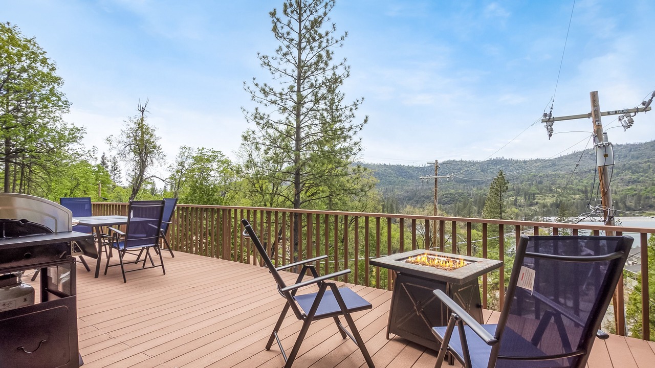 Photo of Outdoor in Bass Lake