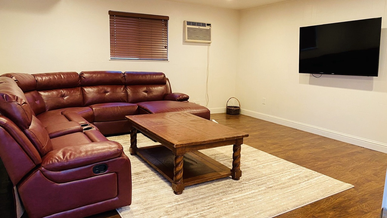 Photo of Livingroom in Tracy